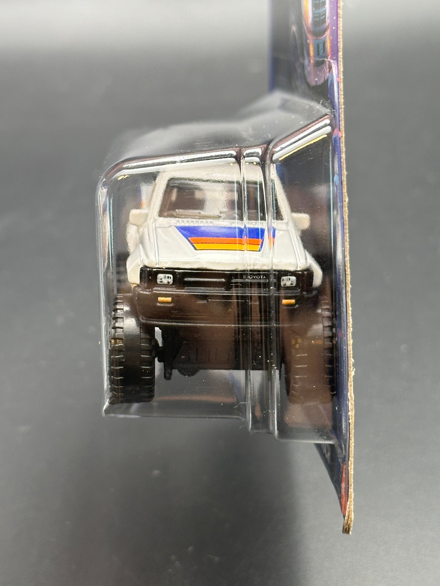 HOT WHEELS - 1987 TOYOTA PICKUP TRUCK (2024) - TUBULAR TRUCKS 4/5