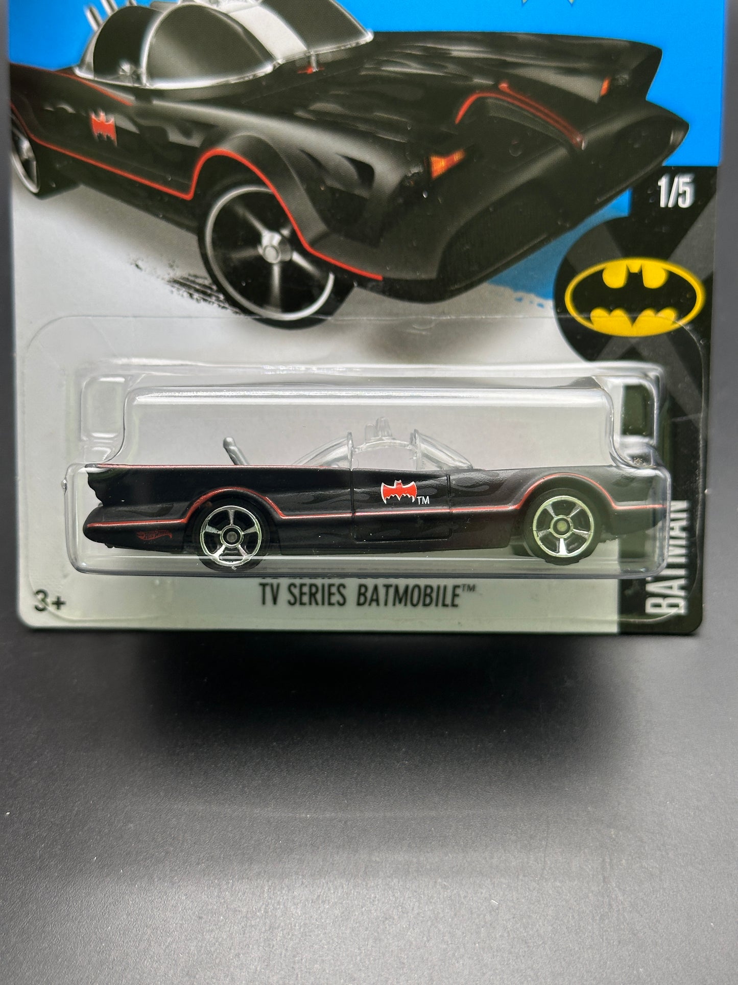 HOT WHEELS - TV SERIES BATMOBILE (2015) - HW BATMAN 1/5