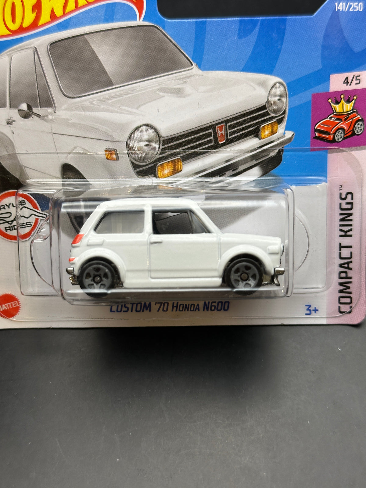 HOT WHEELS - CUSTOM 70 HONDA N600 (2022) - HW COMPACT KINGS 4/5