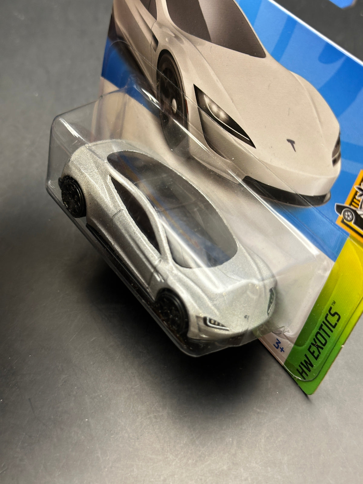 HOT WHEELS - TESLA ROADSTER (2022) - HW EXOTICS 1/10
