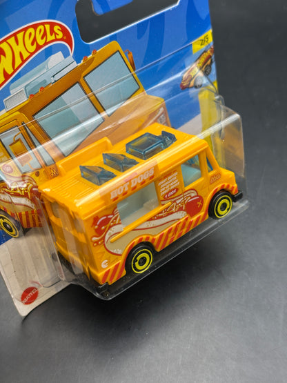 HOT WHEELS - QUICK BITE (2022) - TREASURE HUNT - HW FAST FOODIE 2/5
