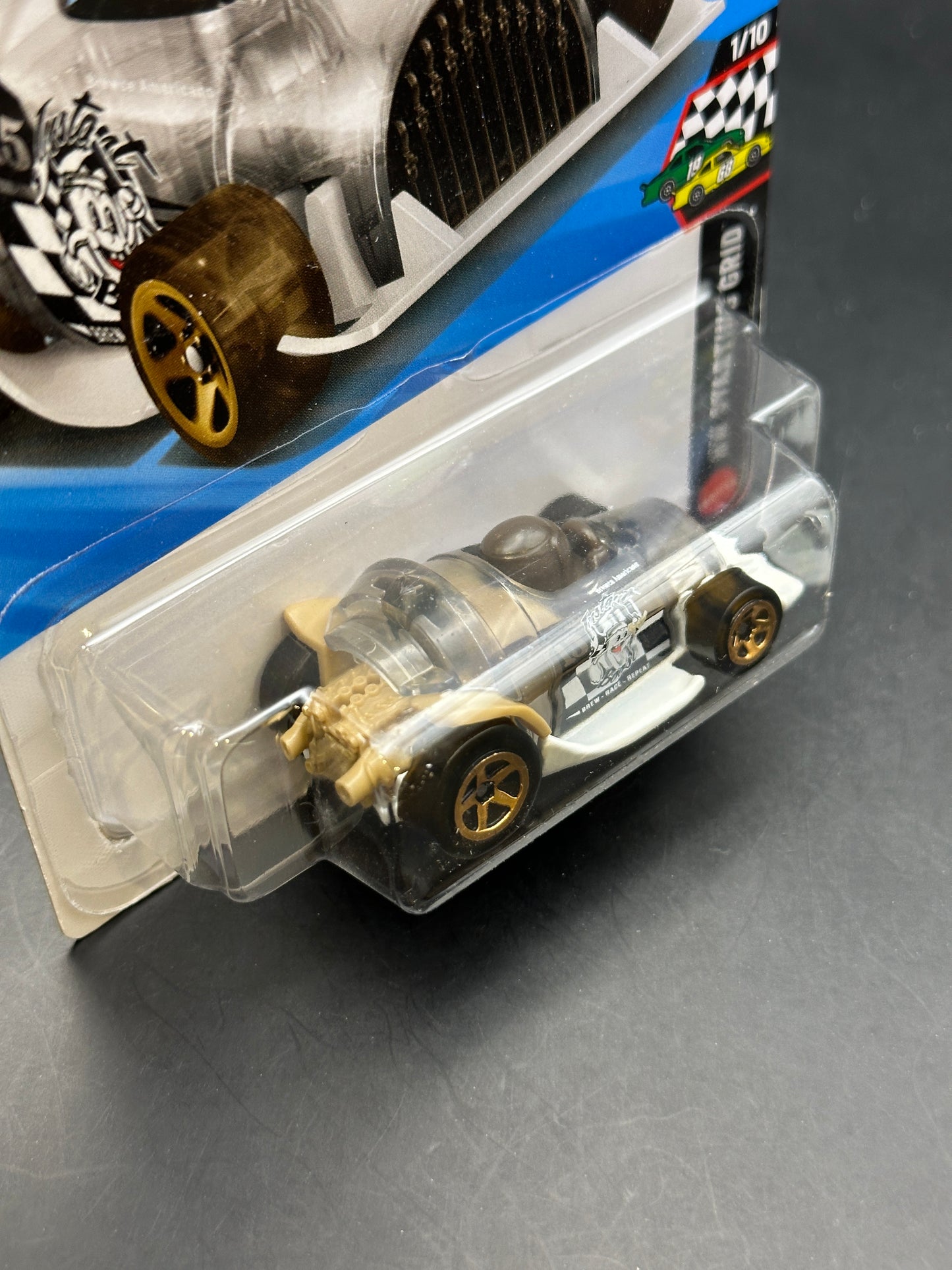 HOT WHEELS - INSTANT BOOST (2026) - HW STARTING GRID 1/10