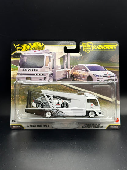 HOT WHEELS - 07 HONDA CIVIC TYPE R / KOUSOKU HAULER (2026) TEAM TRANSPORT #93