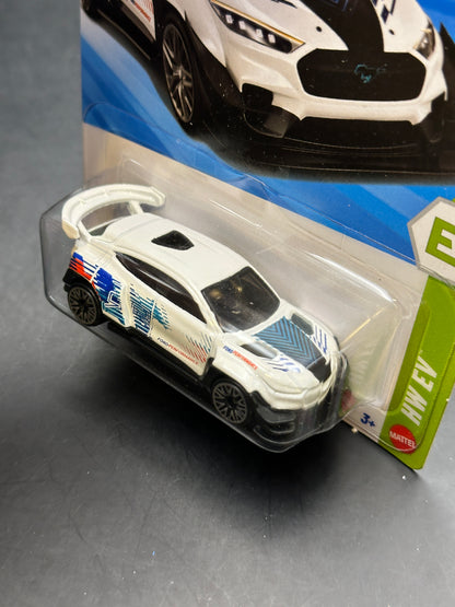 HOT WHEELS - FORD MUSTANG MACH E 1400 (2026) - HW EV 2/10