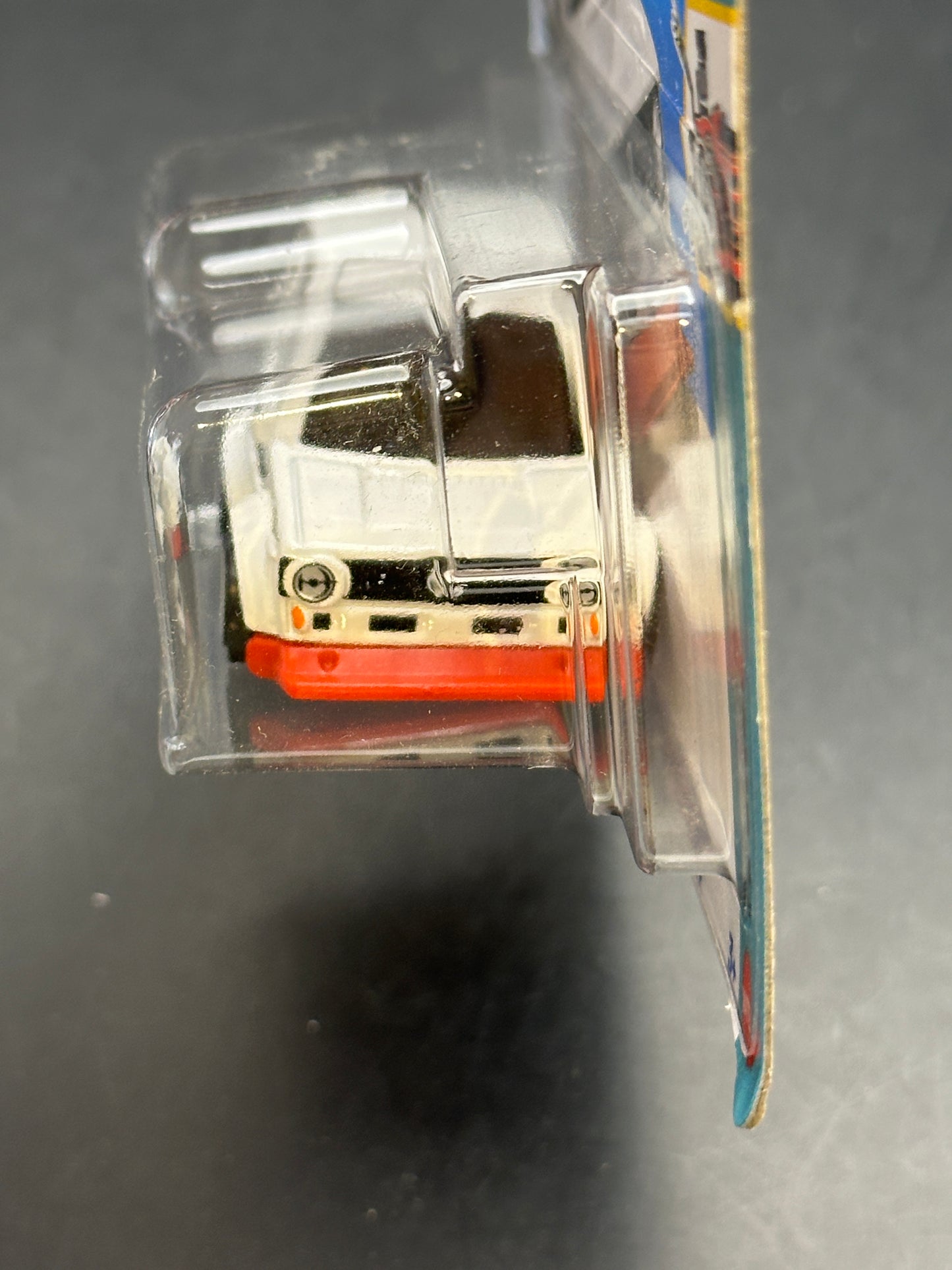 HOT WHEELS - TOONED VOLKSWAGEN GOLF MK1 (2026) - HW TOONED 3/5