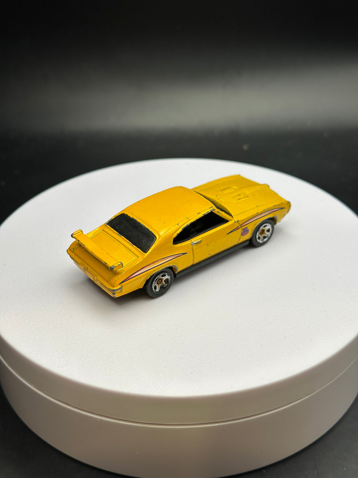 HOT WHEELS - 70 PONTIAC GTO JUDGE (2011) - HW 2011 NEW MODELS - LOOSE