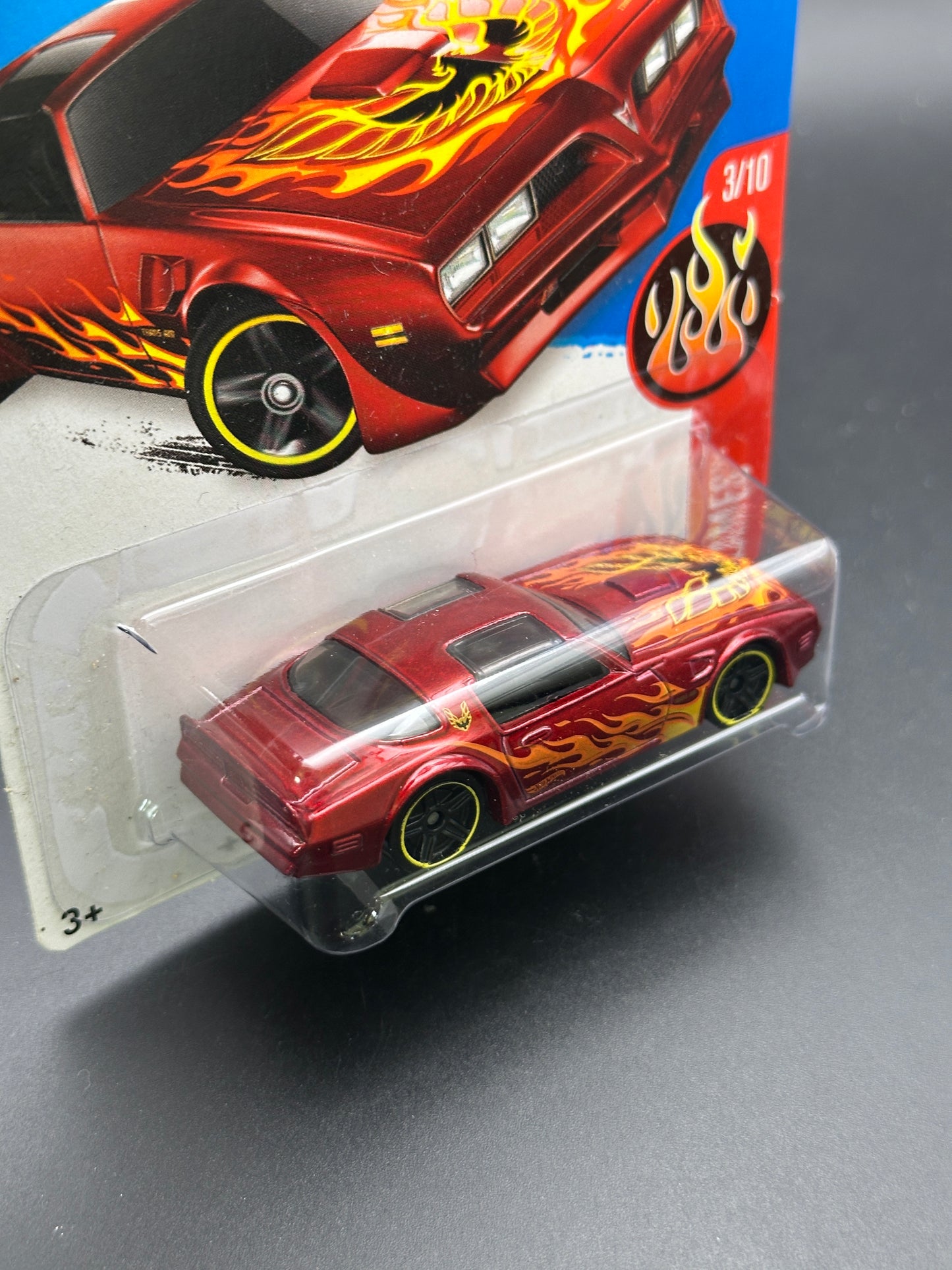 HOT WHEELS - 77 PONTIAC FIREBIRD T/A (2016) - HW FLAMES 3/10