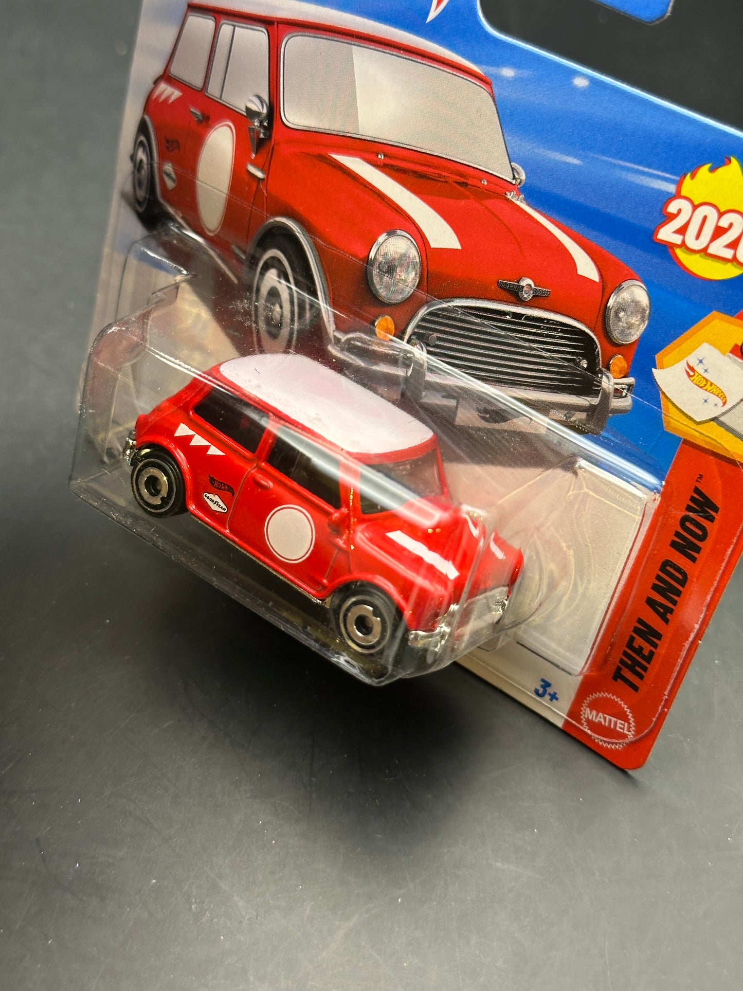 HOT WHEELS - AUSTIN MINI COOPER S (2026) - HW THEN AND NOW 1/10