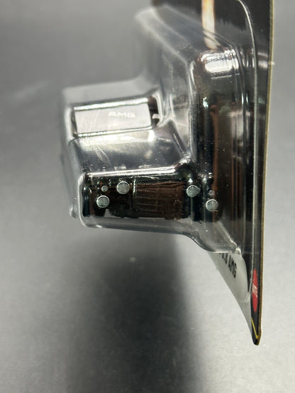 HOT WHEELS - MERCEDES BENZ 300 SEL 6.8 AMG (2026) - CAR CULTURE - THRILL CLIMBERS 5/5