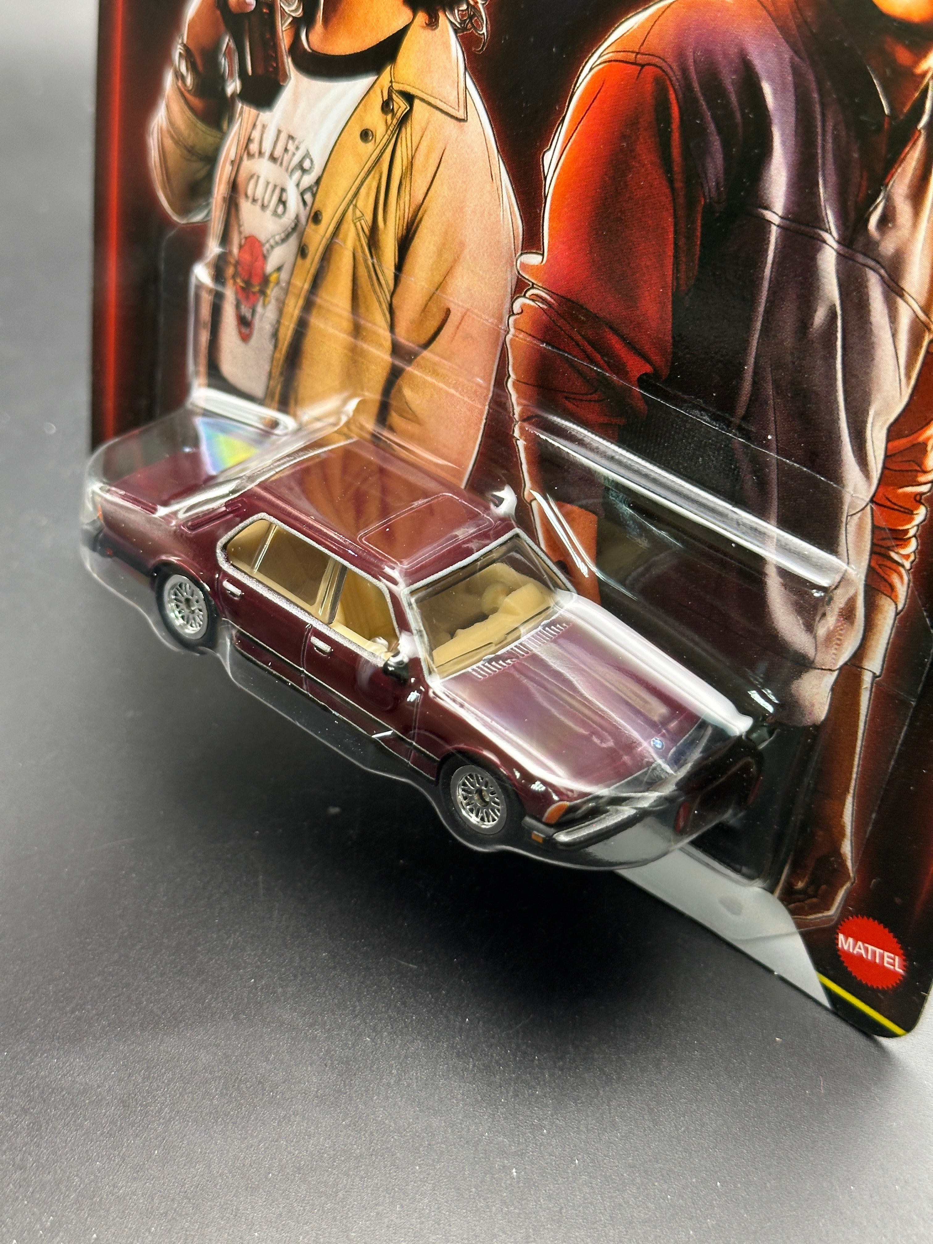 HOT WHEELS - 1983 BMW 733i (2026) - STRANGER THINGS - POP CULTURE