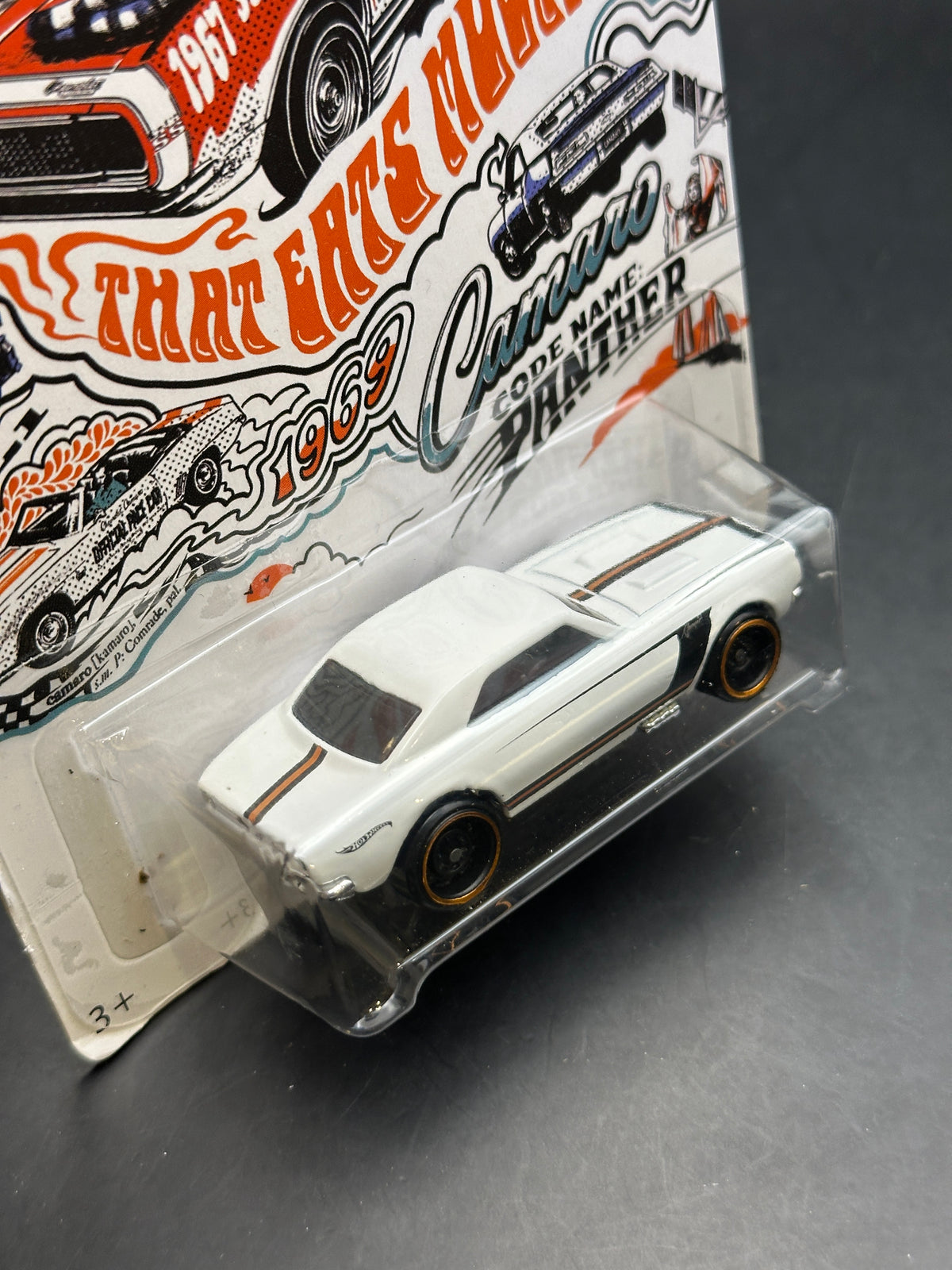 HOT WHEELS - 67 CAMARO (2018) - HW 50th ANNIVERSARY CAMARO 1/10