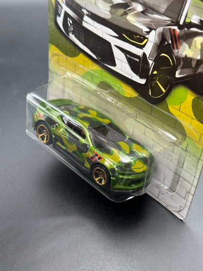 HOTWHEELS - 18 CAMARO SS (2020) - URBAN CAMOUFLAGE SERIES 4/5