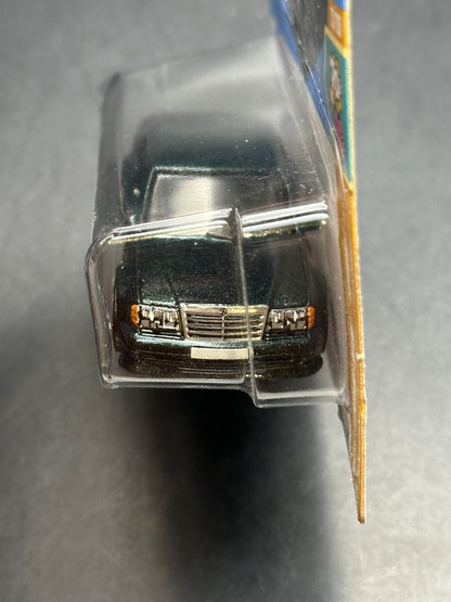 HOT WHEELS - MERCEDES BENZ 500 E (2025) - HW 70s VS 90s 3/10