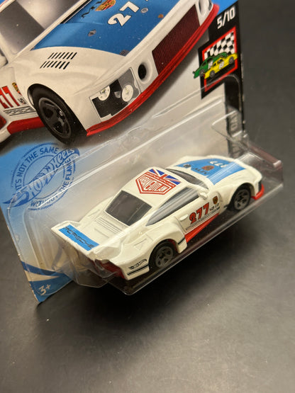 HOT WHEELS - PORSCHE 935 (2021) - HW RACE DAY 5/10