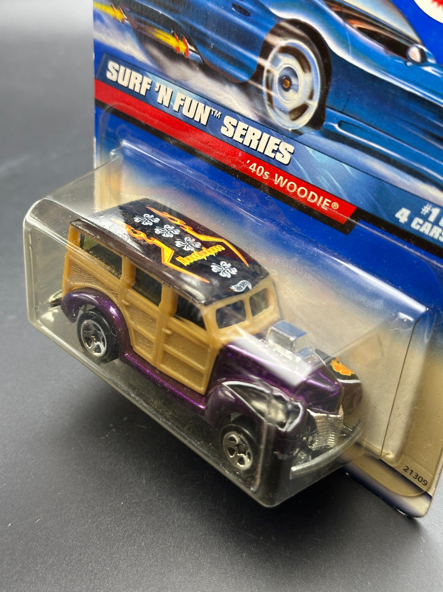 HOT WHEELS - 40 WOODIE (1999) - HW SURF N FUN SERIES 1/4