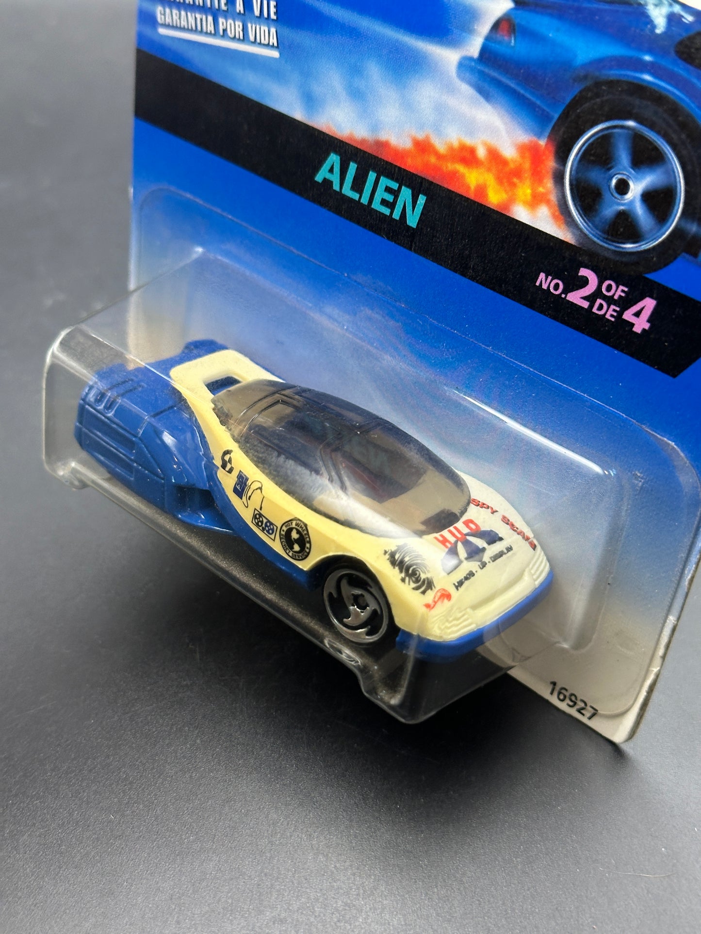 HOT WHEELS - ALIEN (1997) - HW SPY PRINT 2/4