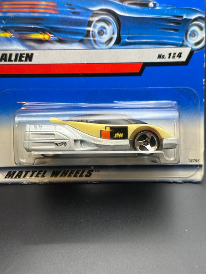 HOT WHEELS - ALIEN (1998) - HW ARTISTIC LICENSE 1/4