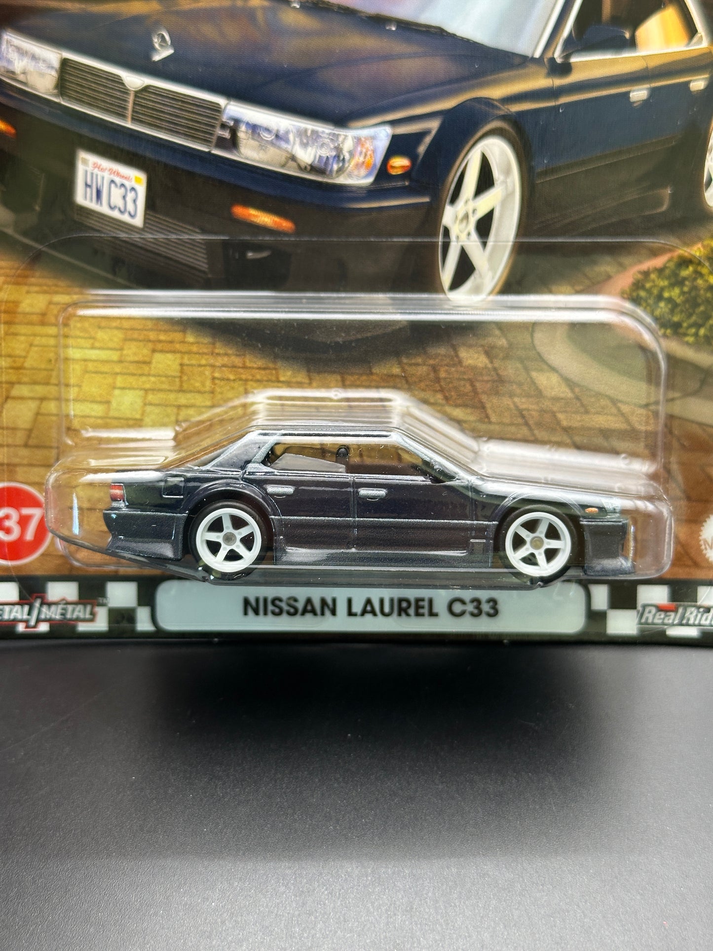 IMPORT - HOT WHEELS - NISSAN LAUREL C33 (2025) - HW BOULEVARD #137