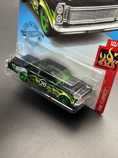 HOT WHEELS - 65 FORD GALAXIE (2020) - HW FLAMES 10/10