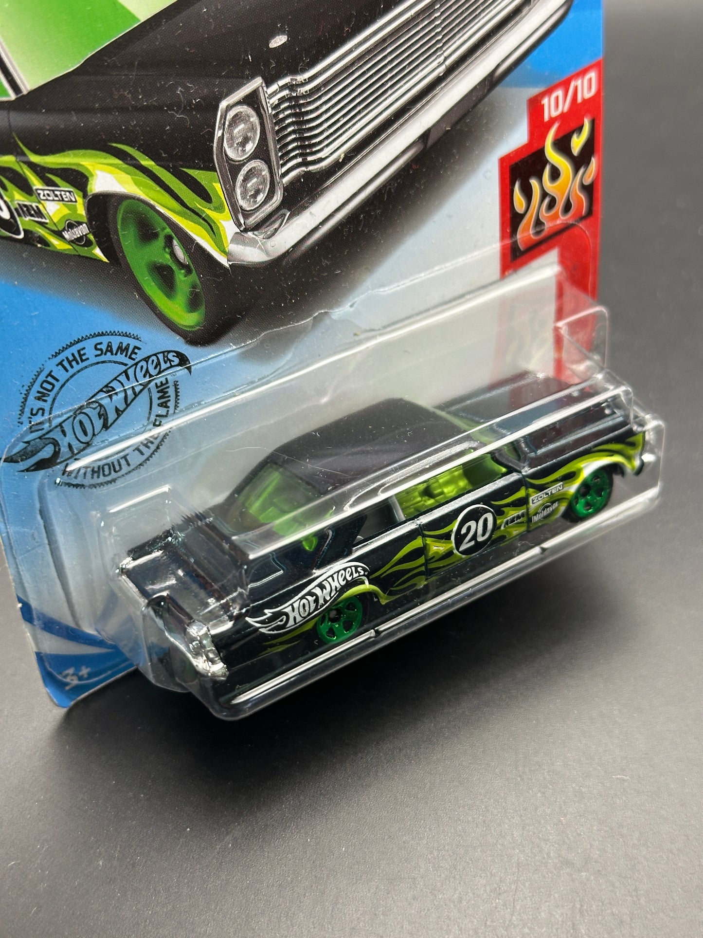 HOT WHEELS - 65 FORD GALAXIE (2020) - HW FLAMES 10/10
