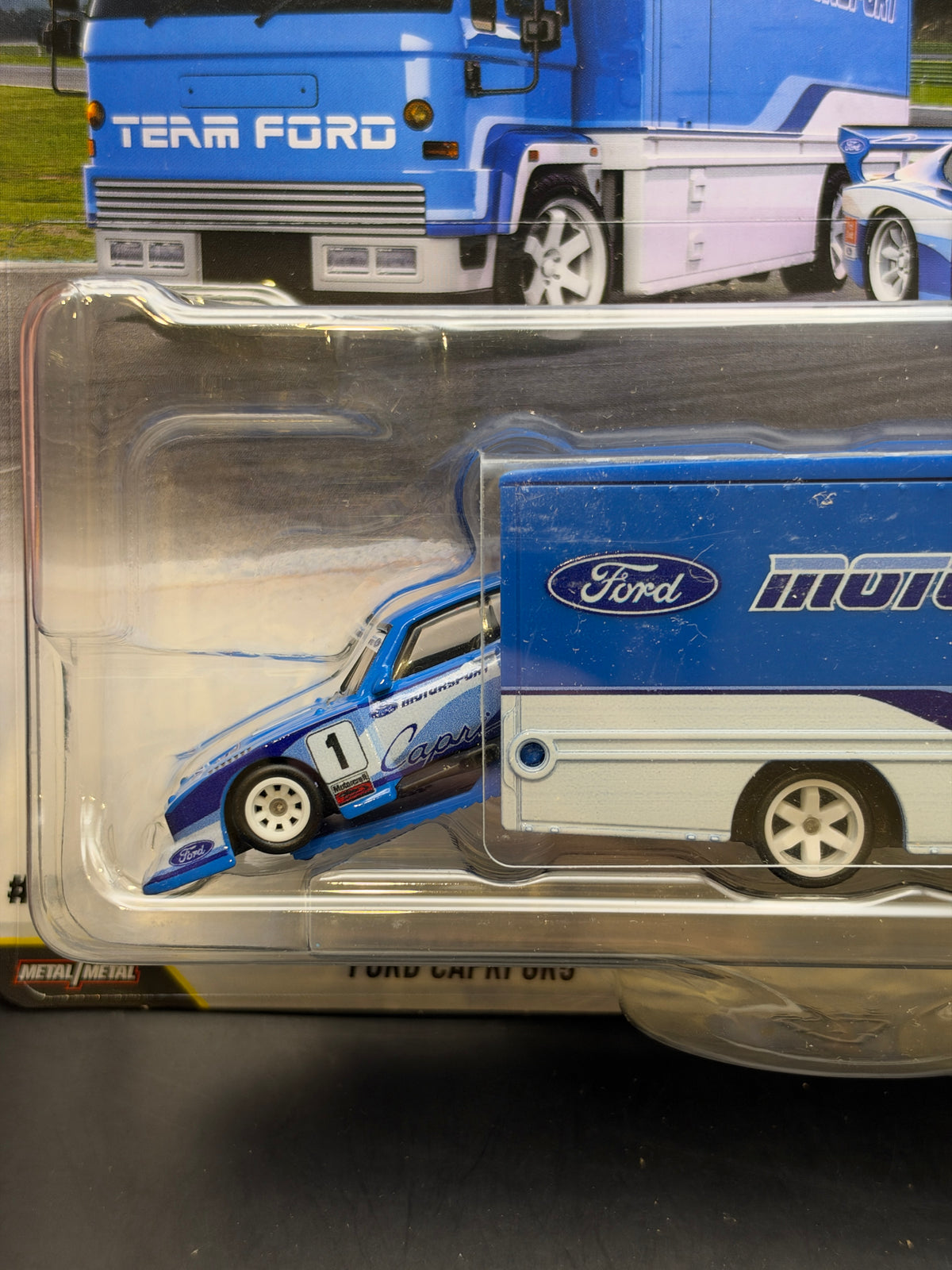 HOT WHEELS - FORD CAPRI GR5 / FLEET FLYER (2026) TEAM TRANSPORT #88