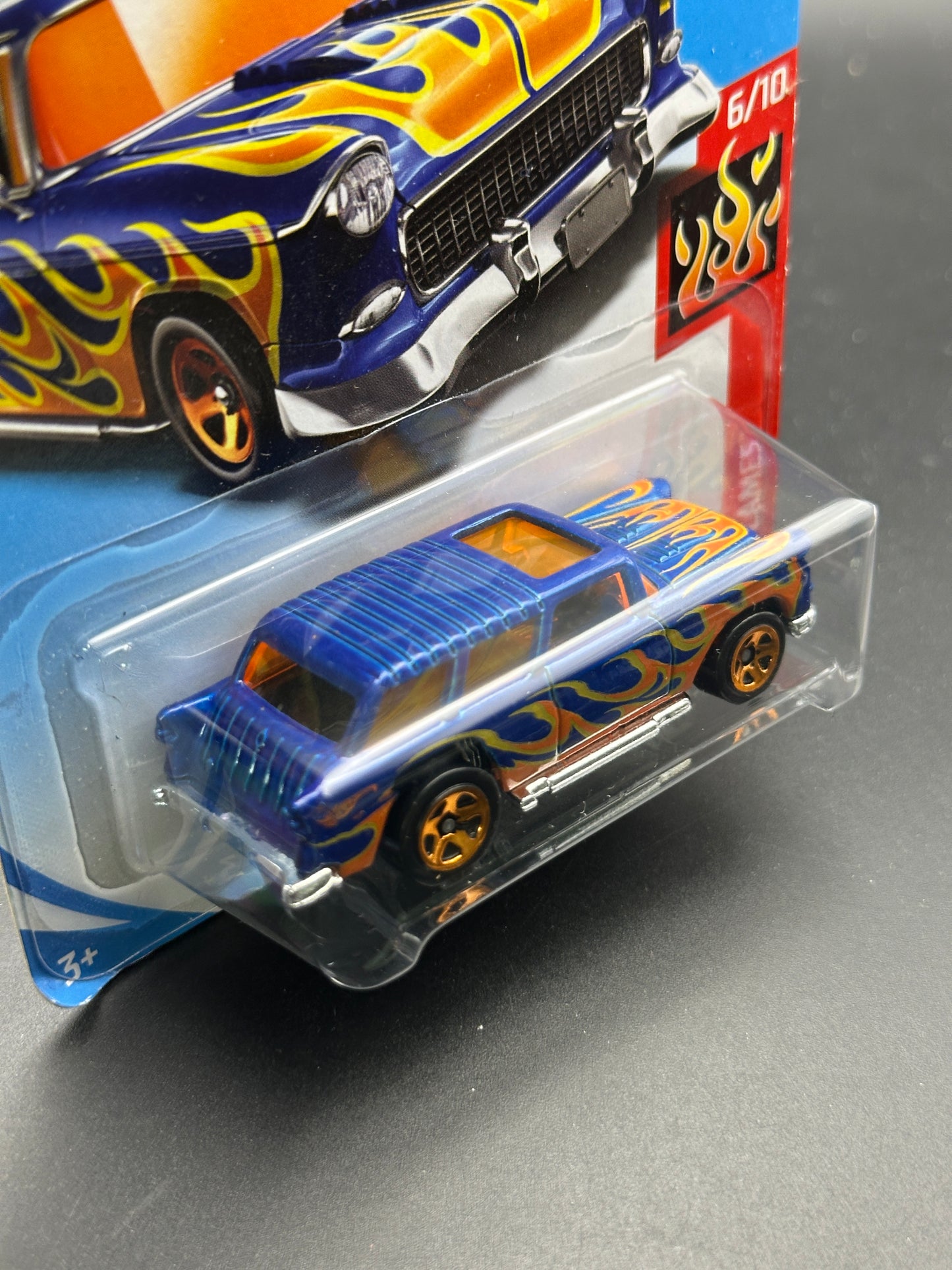 HOT WHEELS - CLASSIC 55 NOMAD (2018) - HW FLAMES 6/10
