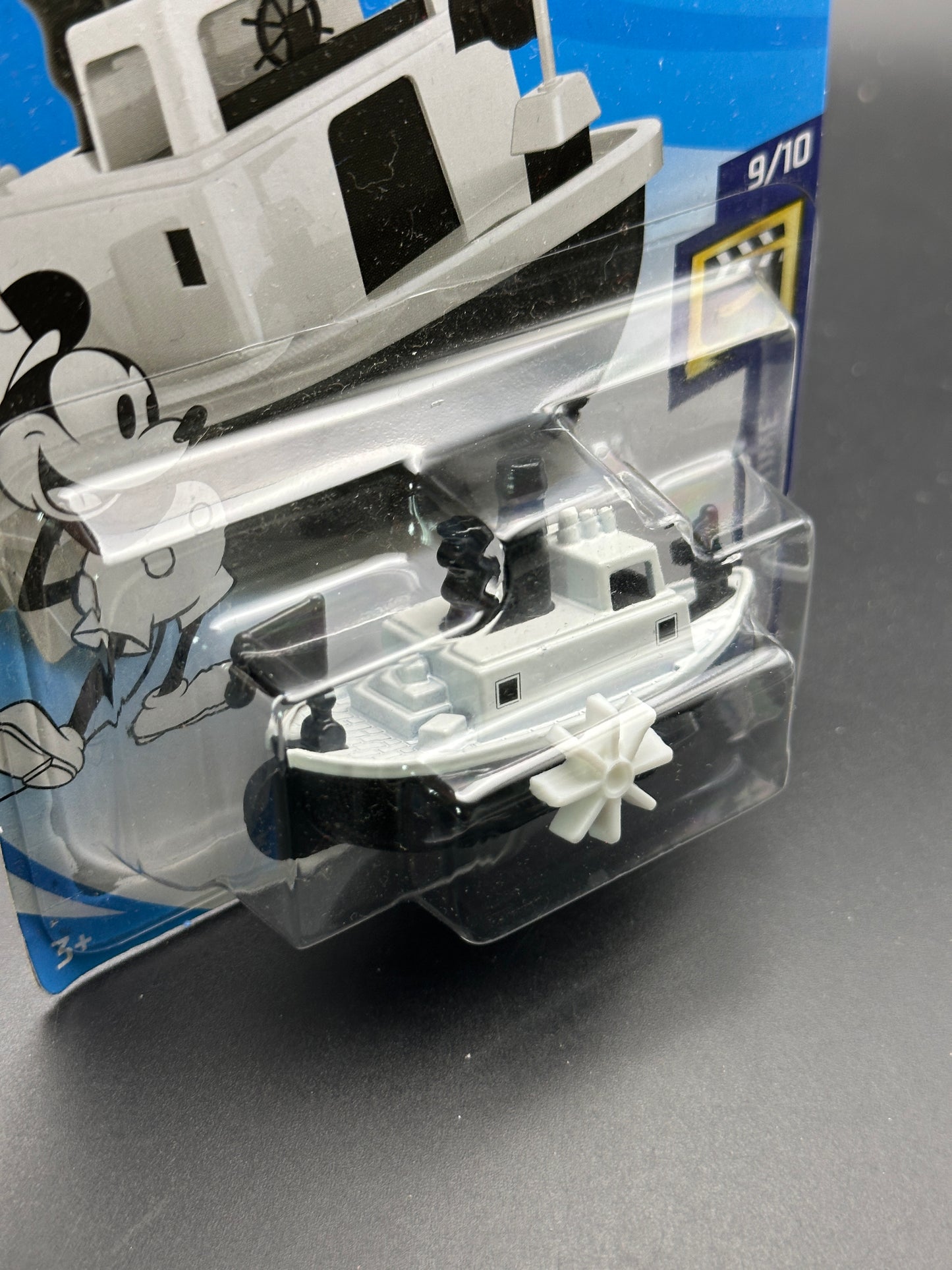 HOT WHEELS - DISNEY STEAMBOAT (2021) - HW SCREEN TIME 9/10