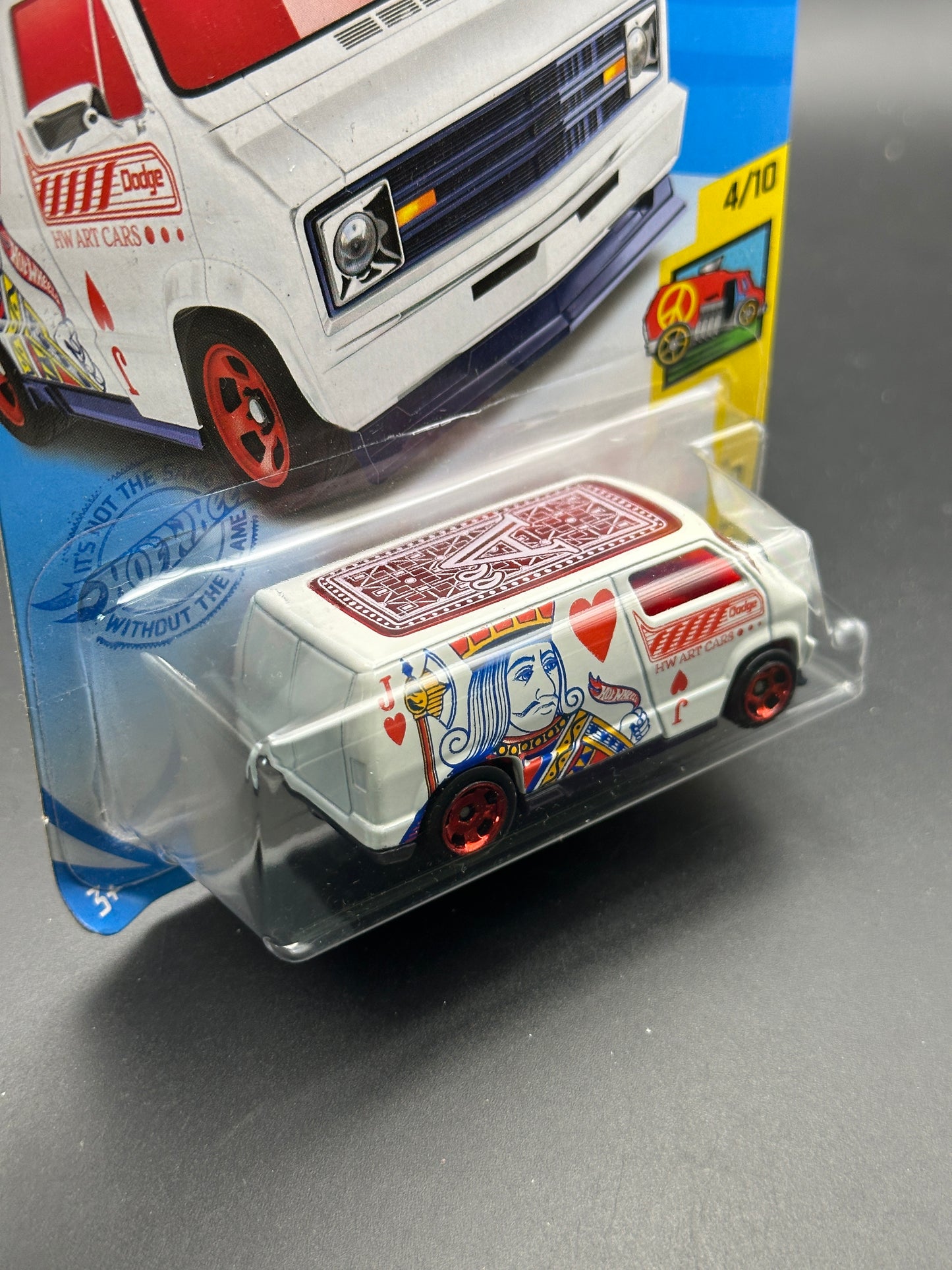 HOT WHEELS - CUSTOM 77 DODGE VAN - TREASURE HUNT (2021) - HW ART CARS 4/10