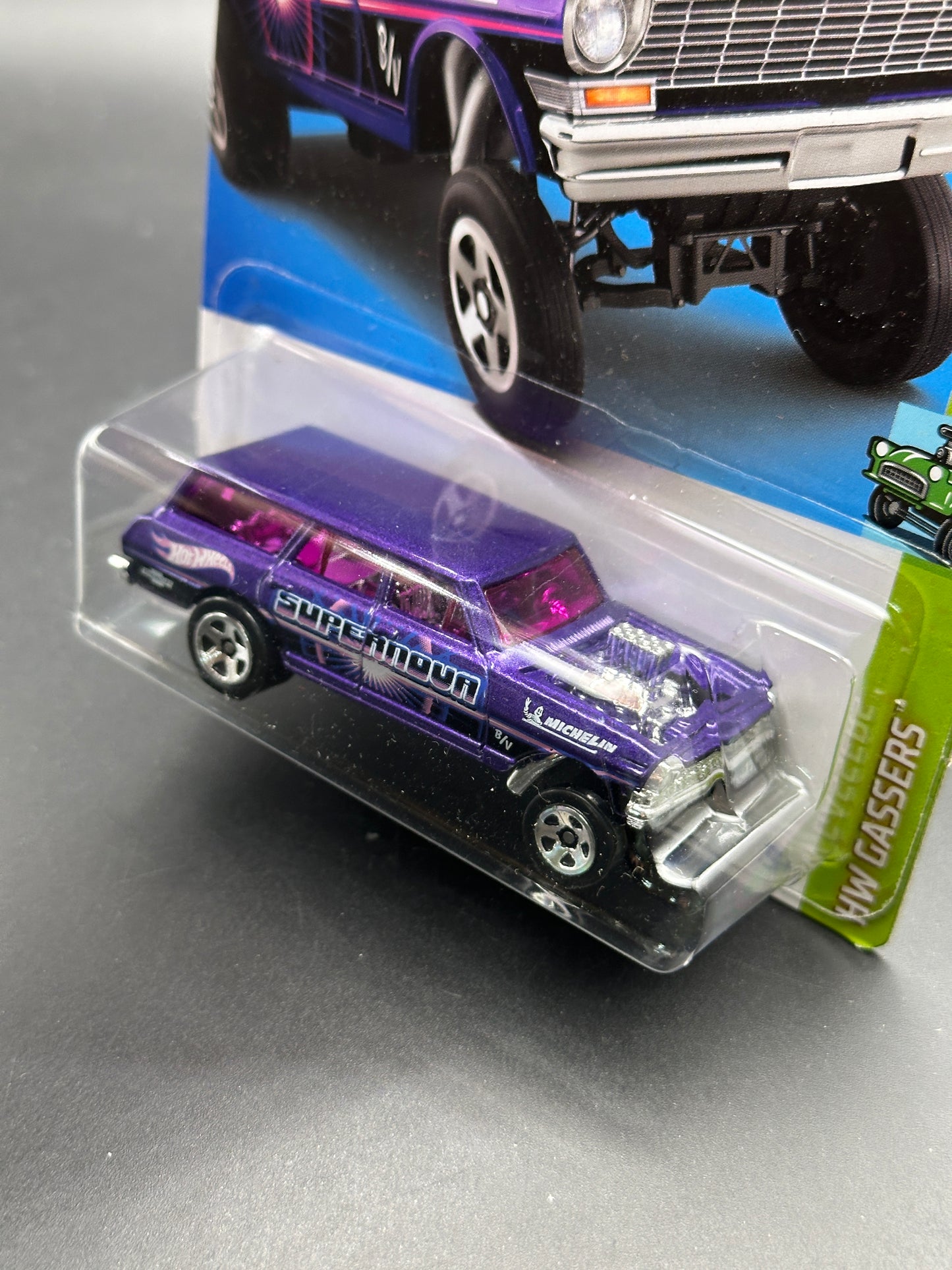 HOT WHEELS - 64 NOVA WAGON GASSER (2023) - HW GASSERS 2/5