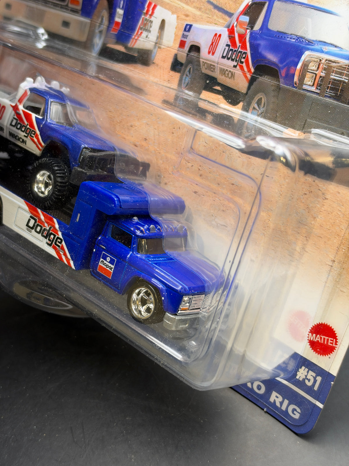 HOT WHEELS - 80 DODGE MACHO POWER WAGON / RETRO RIG (2023) - TEAM TRANSPORT #51