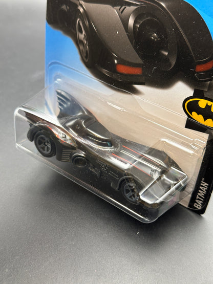 HOT WHEELS - BATMOBILE (2018) - HW BATMAN 4/5