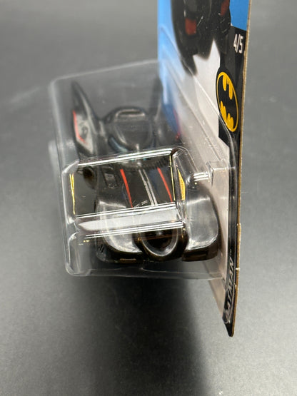 HOT WHEELS - BATMOBILE (2018) - HW BATMAN 4/5