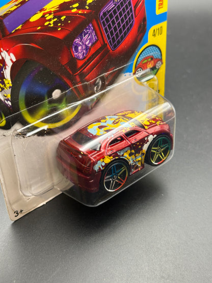 HOT WHEELS - CHRYSLER 300C - (2016) - HW ART CARS 4/10