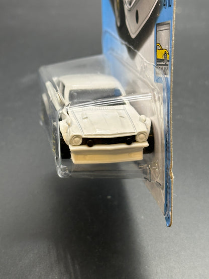 HOT WHEELS - CUSTOM FORD MAVERICK (2018) - HW FACTORY FRESH 4/10