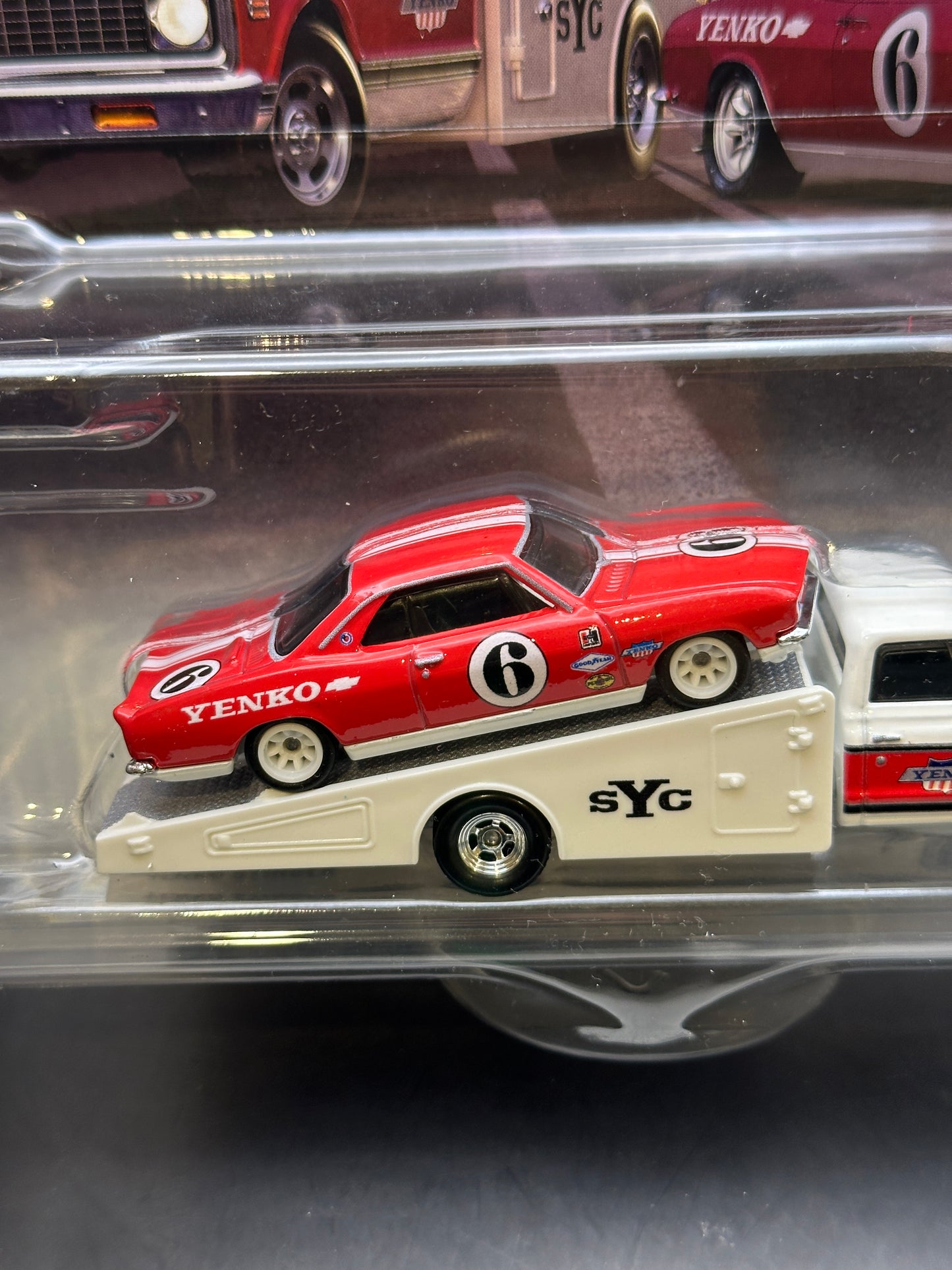 HOT WHEELS - 66 CHEVROLET CORVAIR YENKO STINGER / 72 CHEVY RAMP TRUCK (2026) TEAM TRANSPORT #91