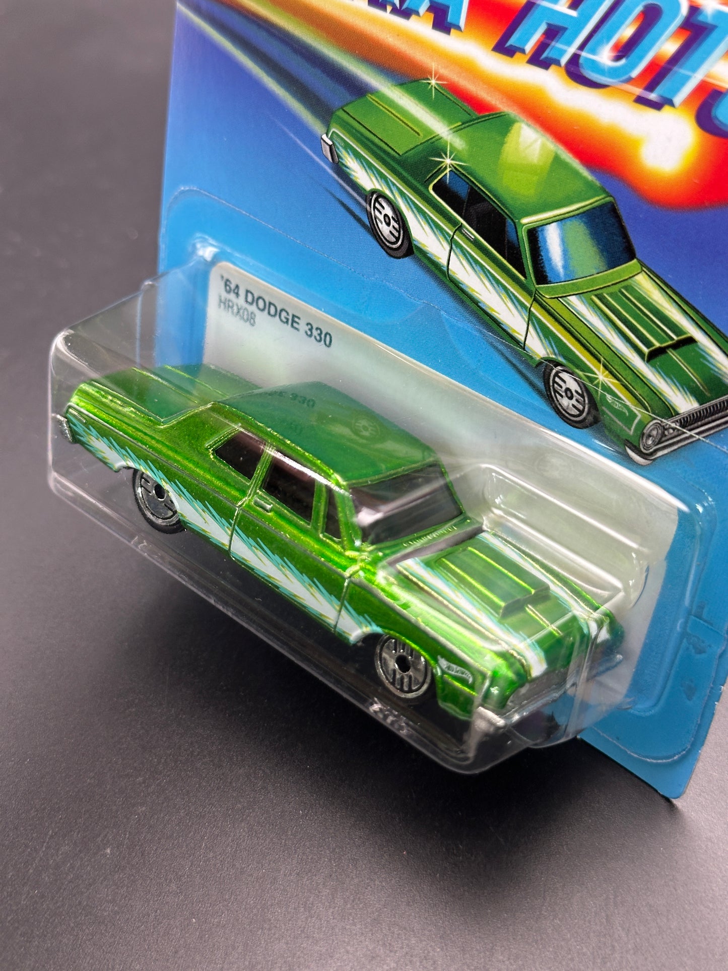 HOTWHEELS - 64 DODGE 330 (2024) - ULTRA HOTS 1/8