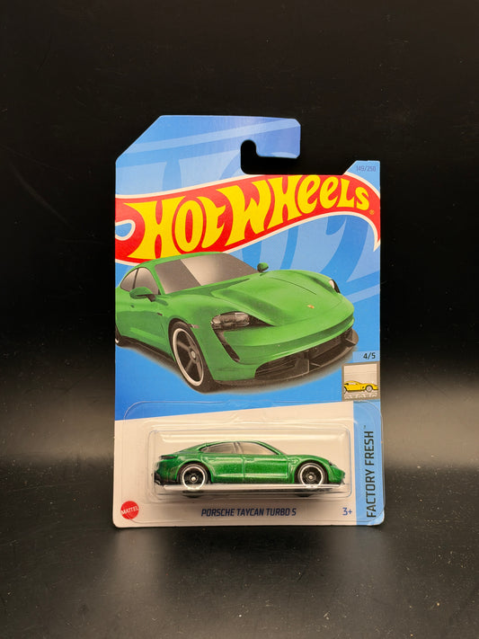 HOT WHEELS - PORSCHE TAYCAN TURBO S (2023) - HW FACTORY FRESH 4/5