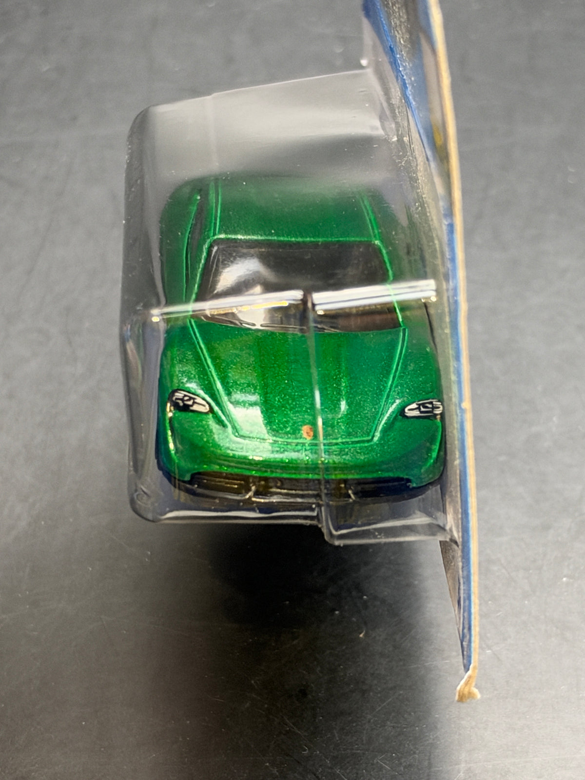 HOT WHEELS - PORSCHE TAYCAN TURBO S (2023) - HW FACTORY FRESH 4/5