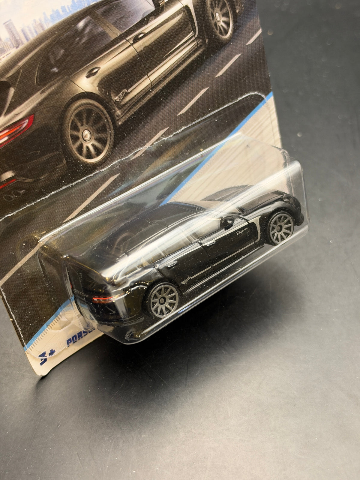 HOT WHEELS - PORSCHE PANAMERA TURNO S E-HYBRID SPORT TURISMO (2022) - SILVER SERIES - LUXURY WAGONS SERIES 1/5