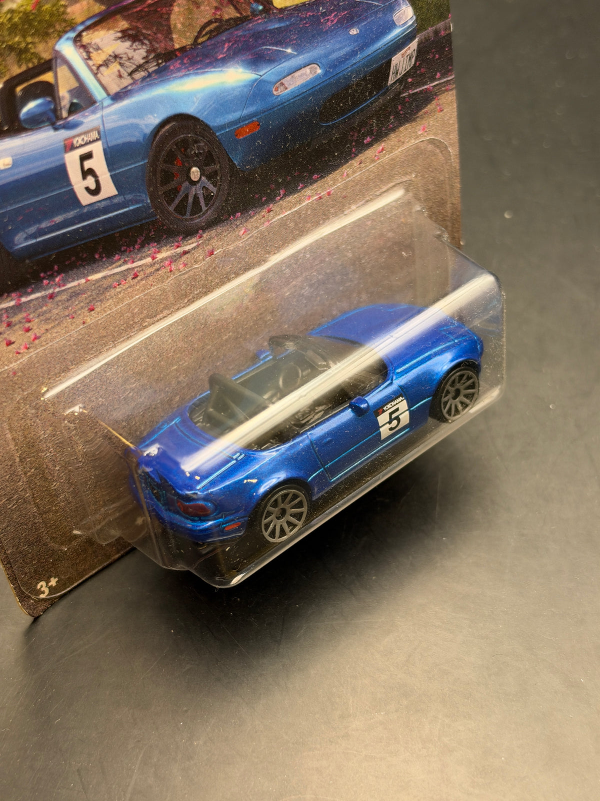 HOT WHEELS - 91 MAZDA MX5 MIATA (2023) - SILVER SERIES - JAPANESE CLASSICS 3/5