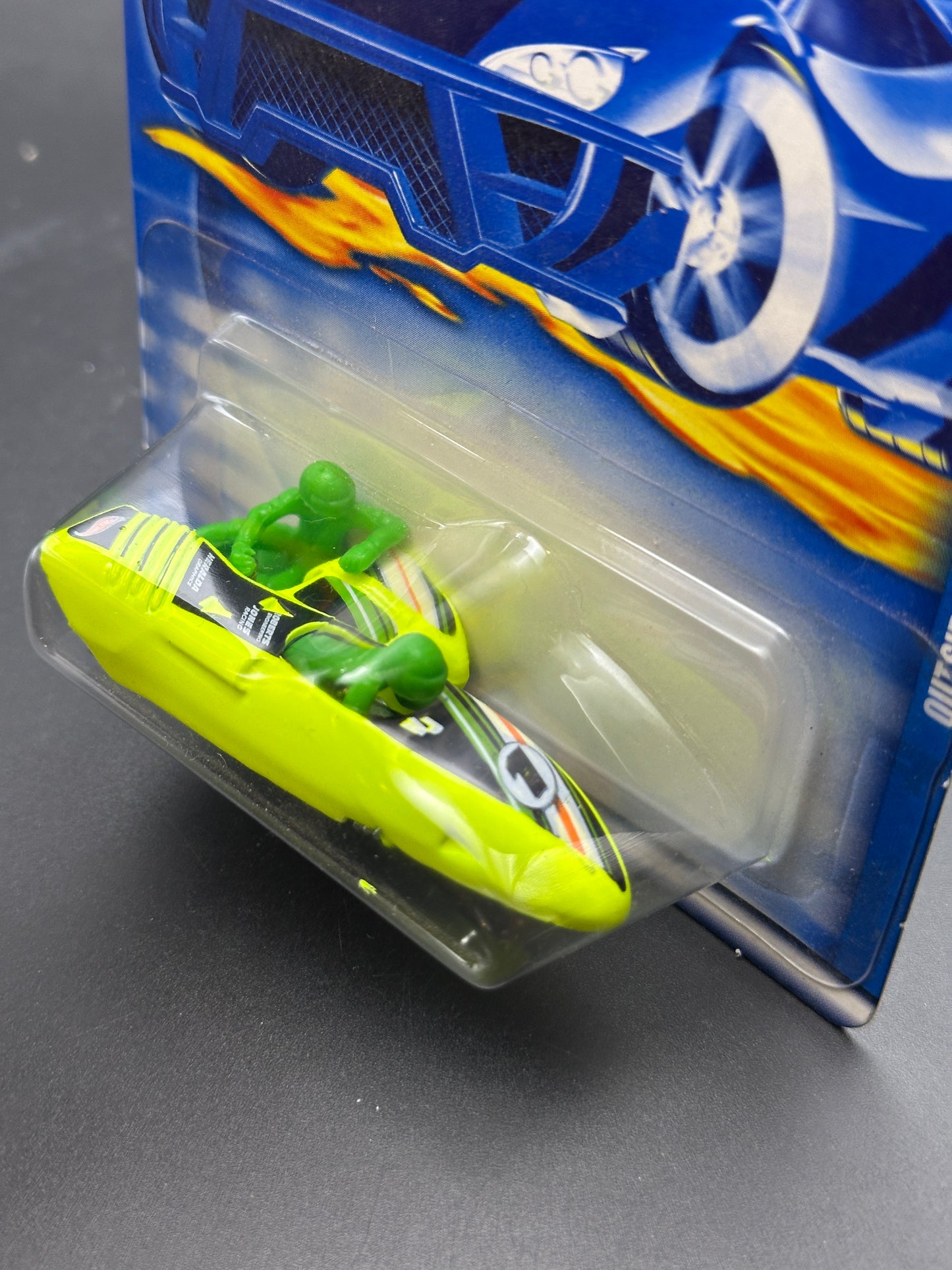 HOT WHEELS - OUTSIDER (2001) - HW MAINLINE
