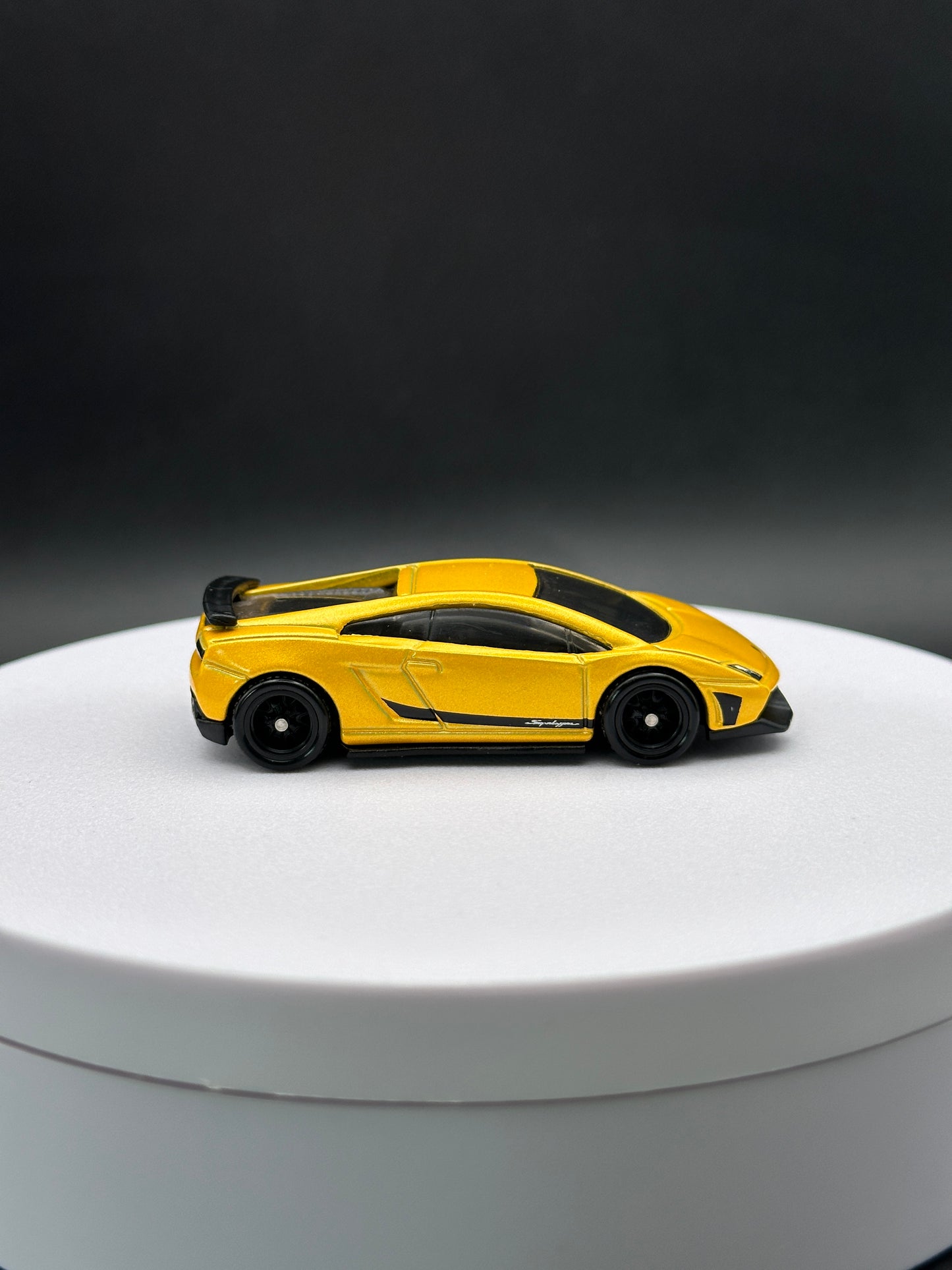 HOT WHEELS - LAMBORGHINI GALLARDO LP 570-4 SUPERLEGGERA (2019) - FAST & FURIOUS: FAST IMPORTS 4/5 - LOOSE