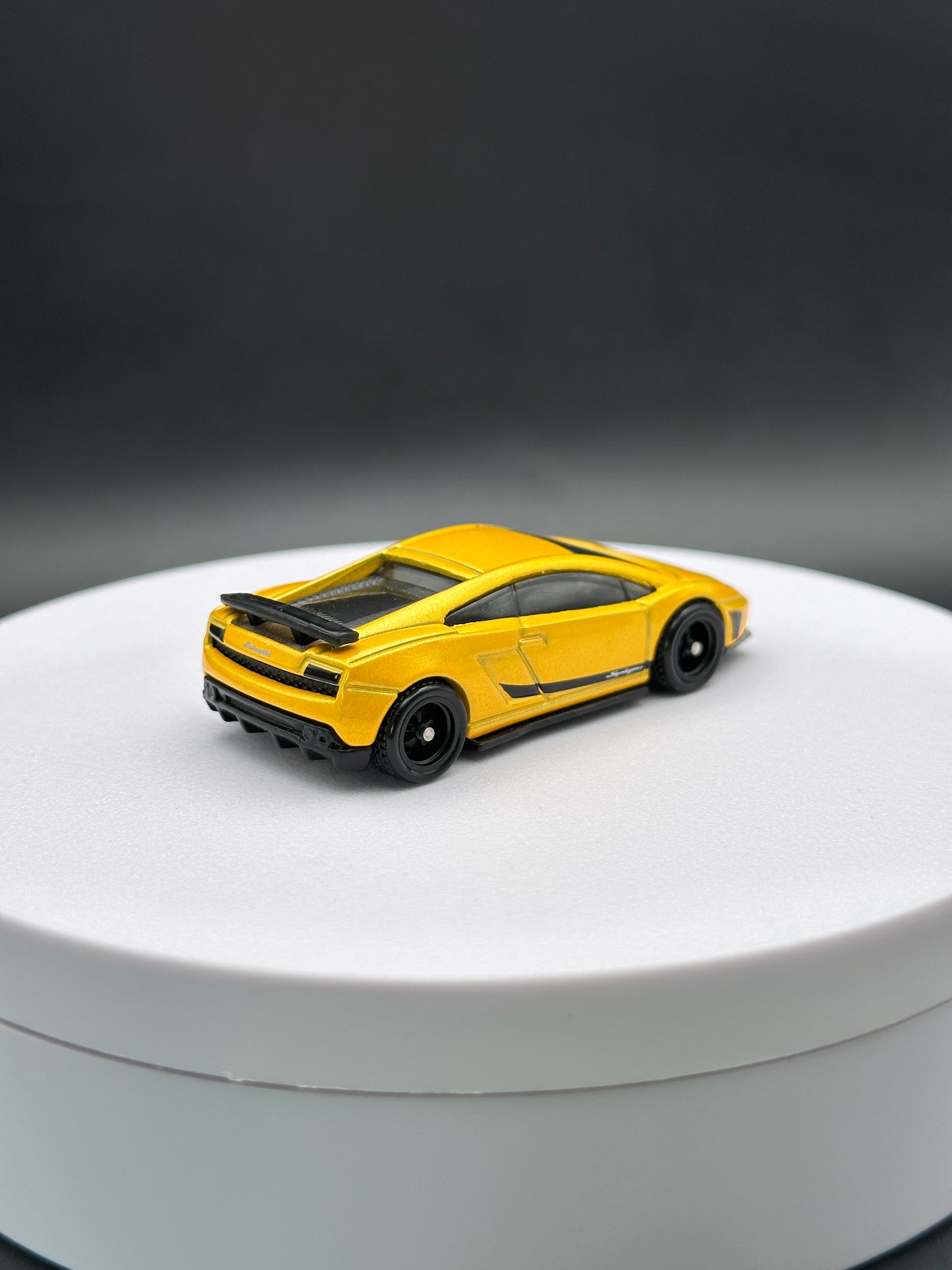 HOT WHEELS - LAMBORGHINI GALLARDO LP 570-4 SUPERLEGGERA (2019) - FAST & FURIOUS: FAST IMPORTS 4/5 - LOOSE