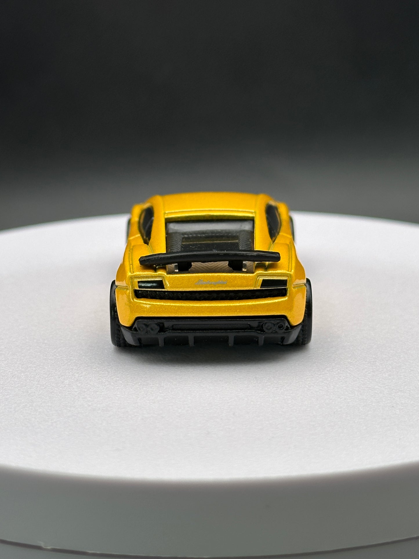 HOT WHEELS - LAMBORGHINI GALLARDO LP 570-4 SUPERLEGGERA (2019) - FAST & FURIOUS: FAST IMPORTS 4/5 - LOOSE