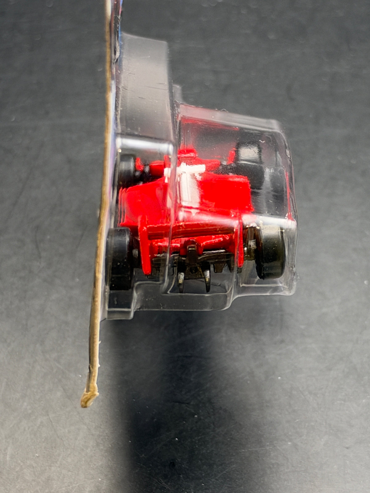 HOT WHEELS - FERRARI F2004 (2026) - HW STARTING GRID 10/10