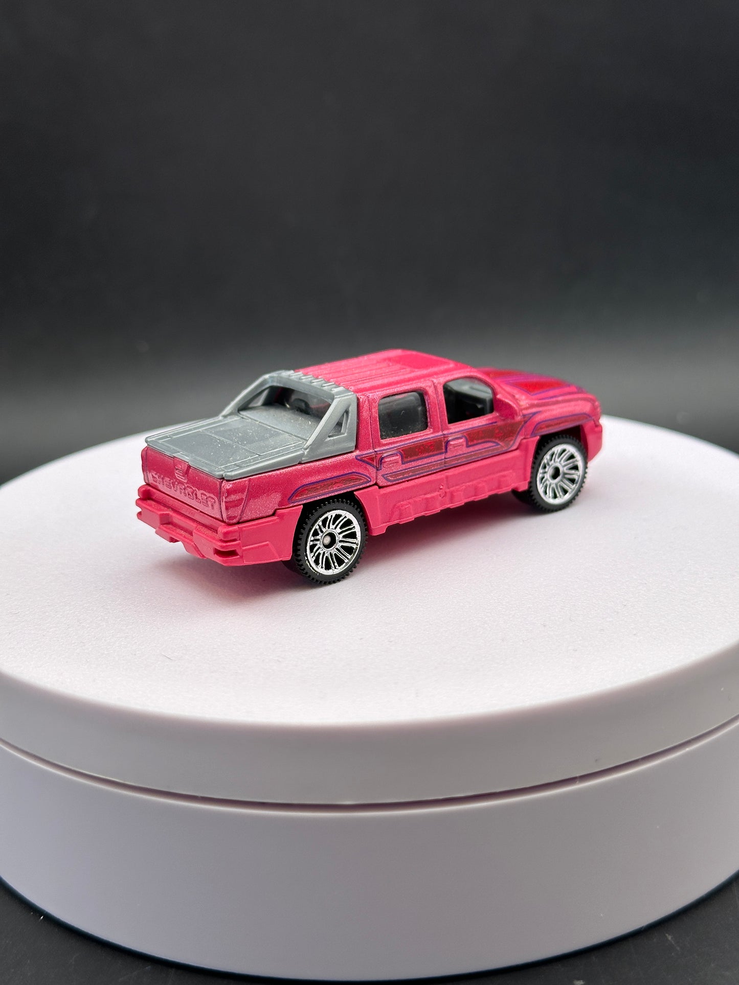 MATCHBOX - CHEVROLET AVALANCHE - LOOSE