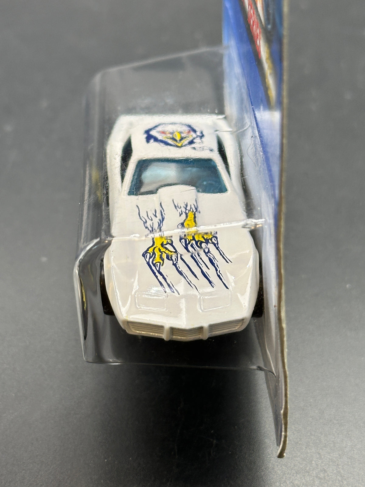 HOT WHEELS - CORVETTE STINGRAY (1997) - HW STREET BEAST SERIES 4/4