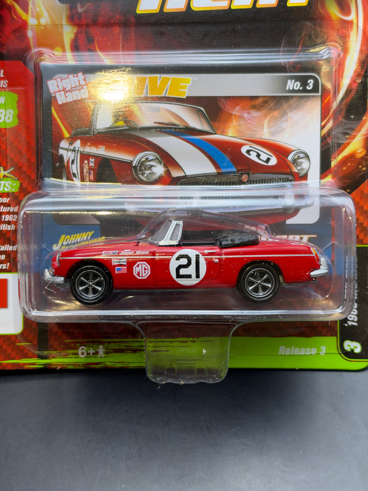 JOHNNY LIGHTNING - 1963 MG MGB - IMPORT HEAT