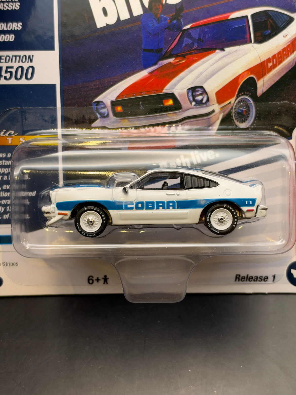 JOHNNY LIGHTNING - 1978 FORD MUSTANG COBRA II - CLASSIC GOLD COLLECTION