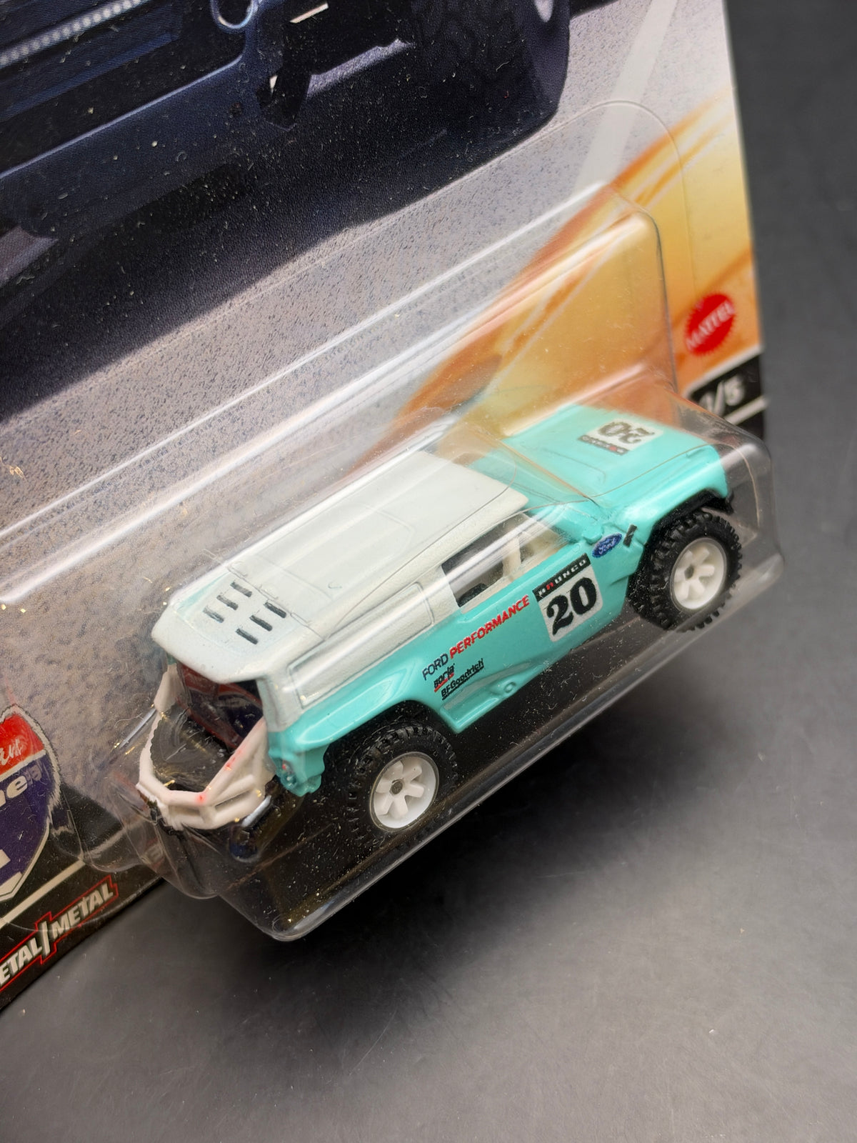 HOT WHEELS - FORD BRONCO R (2022) - CAR CULTURE - AMERICAN SCENE 3/5